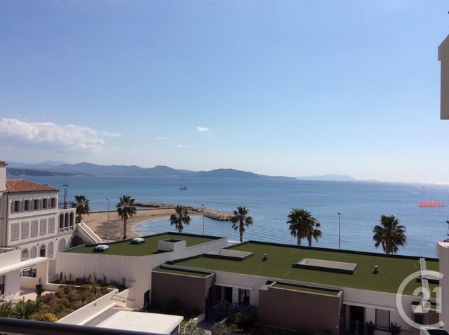 Appartement F3 à vendre - 3 pièces - 68.9 m2 - LA CIOTAT - 13 - PROVENCE-ALPES-COTE-D-AZUR - Century 21 Cabinet Berenger