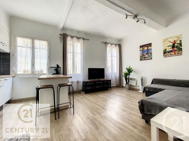 Appartement T2 à vendre - 2 pièces - 30.0 m2 - LA CIOTAT - 13 - PROVENCE-ALPES-COTE-D-AZUR - Century 21 Cabinet Berenger