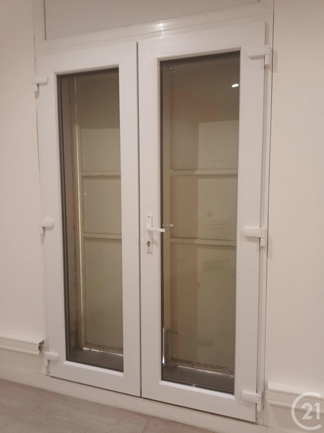 Appartement Local à louer - 1 pièce - 13.24 m2 - LA CIOTAT - 13 - PROVENCE-ALPES-COTE-D-AZUR - Century 21 Cabinet Berenger