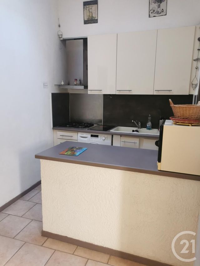 Appartement à vendre - 2 pièces - 38.0 m2 - LA CIOTAT - 13 - PROVENCE-ALPES-COTE-D-AZUR - Century 21 Cabinet Berenger