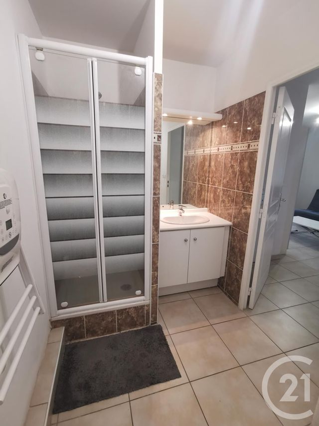 Appartement à vendre - 2 pièces - 33.97 m2 - LA CIOTAT - 13 - PROVENCE-ALPES-COTE-D-AZUR - Century 21 Cabinet Berenger