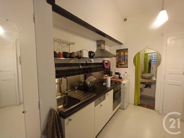 Appartement T1 à louer - 1 pièce - 31.34 m2 - LA CIOTAT - 13 - PROVENCE-ALPES-COTE-D-AZUR - Century 21 Cabinet Berenger