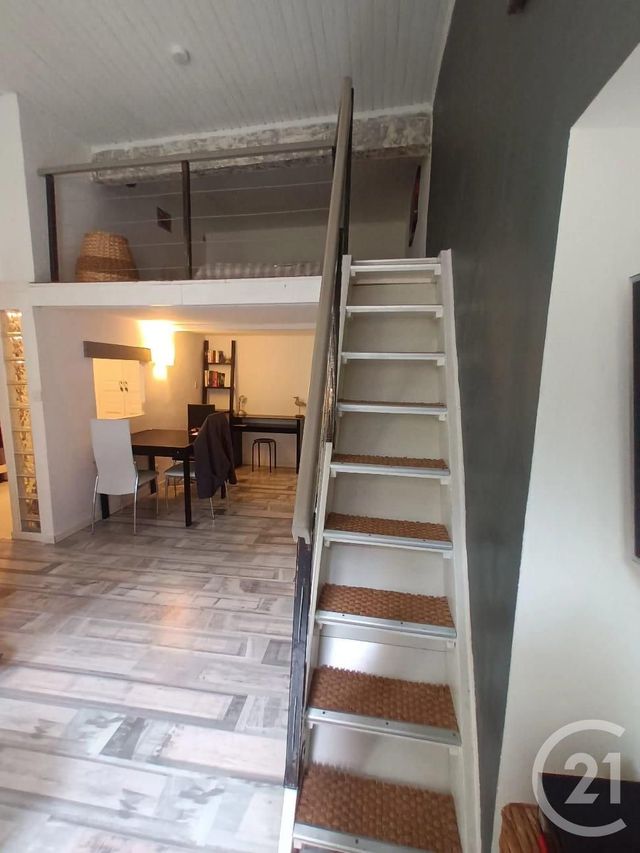 Appartement T1 à louer - 1 pièce - 31.34 m2 - LA CIOTAT - 13 - PROVENCE-ALPES-COTE-D-AZUR - Century 21 Cabinet Berenger