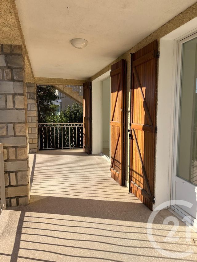 Appartement F3 à vendre - 3 pièces - 70.32 m2 - LA CIOTAT - 13 - PROVENCE-ALPES-COTE-D-AZUR - Century 21 Cabinet Berenger