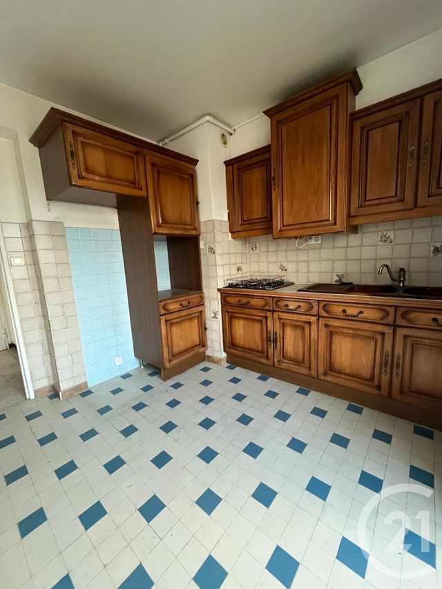 Appartement F3 à vendre - 3 pièces - 80.0 m2 - LA CIOTAT - 13 - PROVENCE-ALPES-COTE-D-AZUR - Century 21 Cabinet Berenger