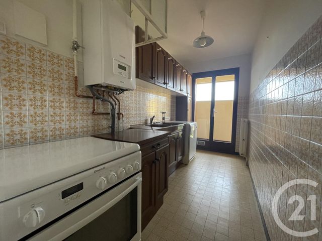 Appartement T3 à louer - 4 pièces - 81.5 m2 - LA CIOTAT - 13 - PROVENCE-ALPES-COTE-D-AZUR - Century 21 Cabinet Berenger