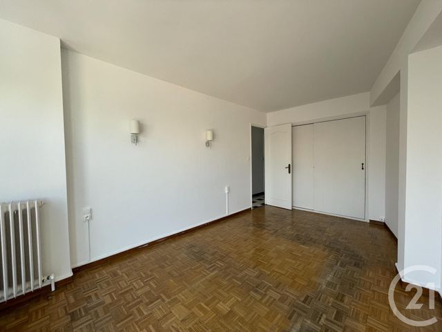 Appartement T3 à louer - 4 pièces - 81.5 m2 - LA CIOTAT - 13 - PROVENCE-ALPES-COTE-D-AZUR - Century 21 Cabinet Berenger