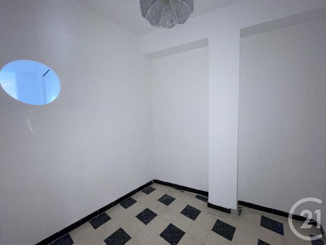 Appartement T3 à louer - 4 pièces - 81.5 m2 - LA CIOTAT - 13 - PROVENCE-ALPES-COTE-D-AZUR - Century 21 Cabinet Berenger