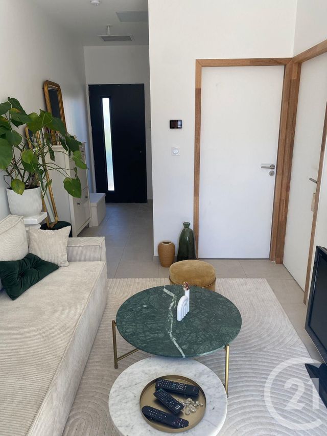 Appartement T2 à louer - 2 pièces - 40.92 m2 - LA CIOTAT - 13 - PROVENCE-ALPES-COTE-D-AZUR - Century 21 Cabinet Berenger