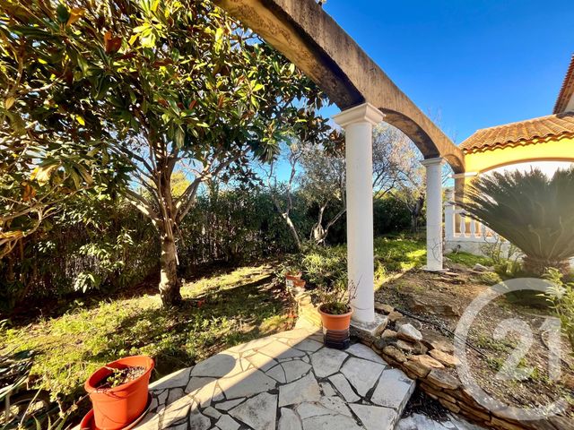 maison à vendre - 5 pièces - 165.0 m2 - ST CYR SUR MER - 83 - PROVENCE-ALPES-COTE-D-AZUR - Century 21 Cabinet Berenger