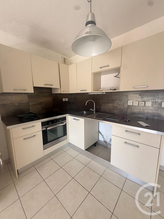 Appartement F3 à vendre - 3 pièces - 55.93 m2 - LA CIOTAT - 13 - PROVENCE-ALPES-COTE-D-AZUR - Century 21 Cabinet Berenger