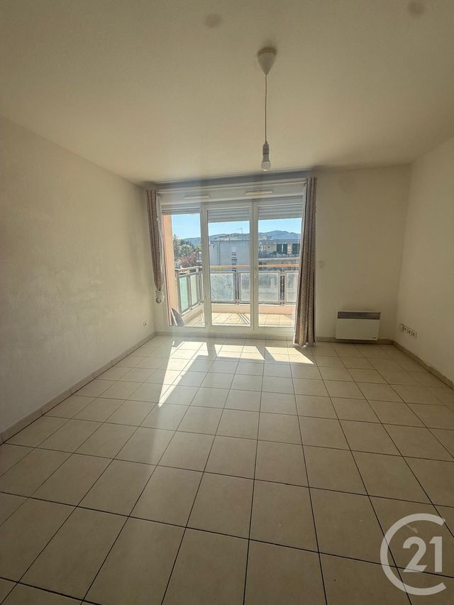 Appartement F3 à vendre - 3 pièces - 55.93 m2 - LA CIOTAT - 13 - PROVENCE-ALPES-COTE-D-AZUR - Century 21 Cabinet Berenger