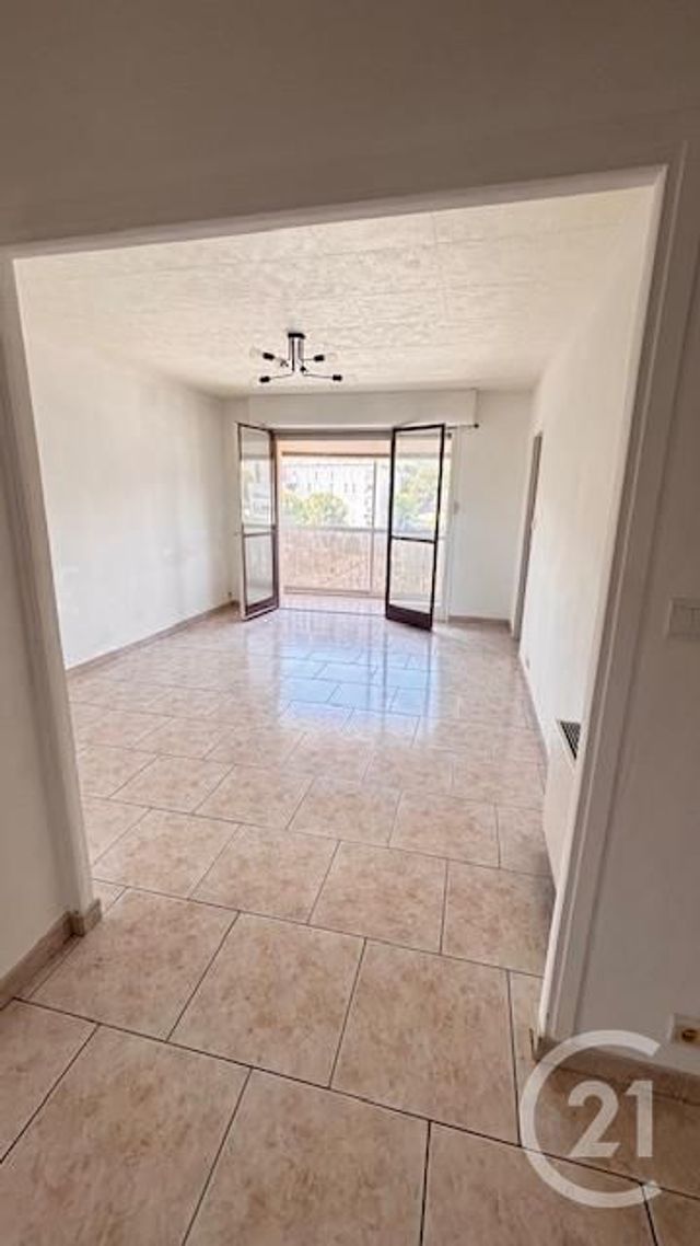 Appartement F3 à louer LA CIOTAT