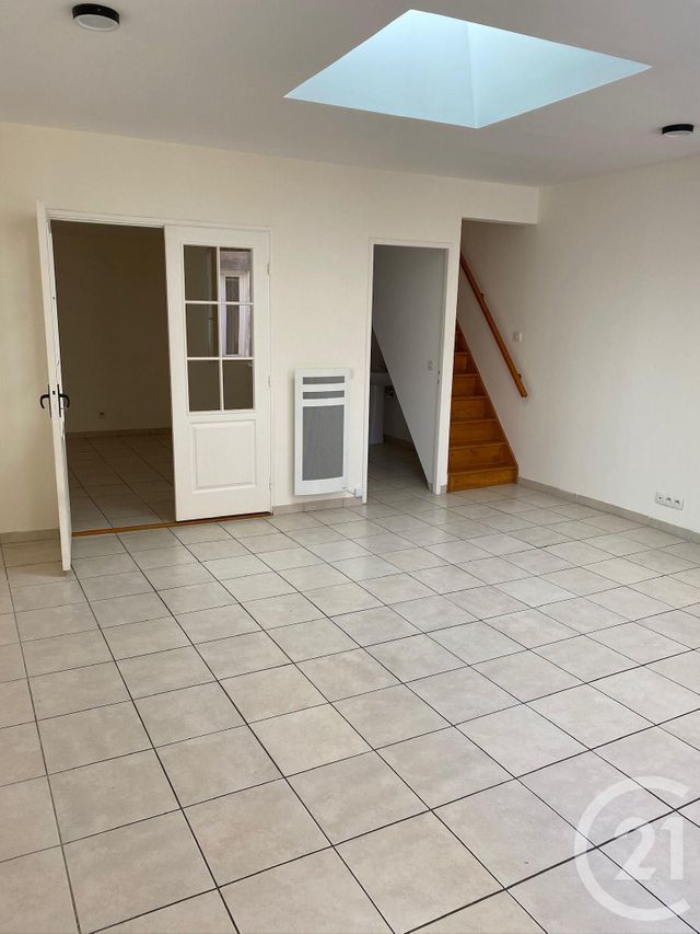 Appartement T3 à louer - 3 pièces - 60.54 m2 - LA CIOTAT - 13 - PROVENCE-ALPES-COTE-D-AZUR - Century 21 Cabinet Berenger