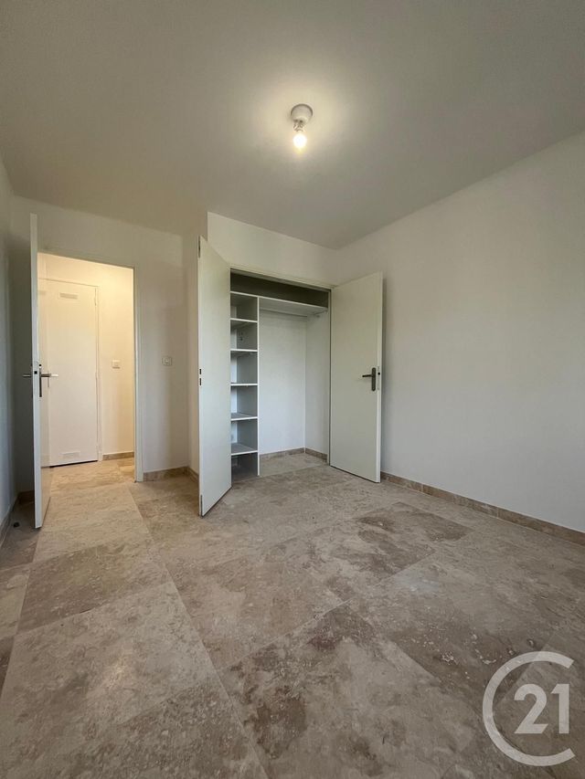 Appartement F3 à vendre - 3 pièces - 68.39 m2 - LA CIOTAT - 13 - PROVENCE-ALPES-COTE-D-AZUR - Century 21 Cabinet Berenger