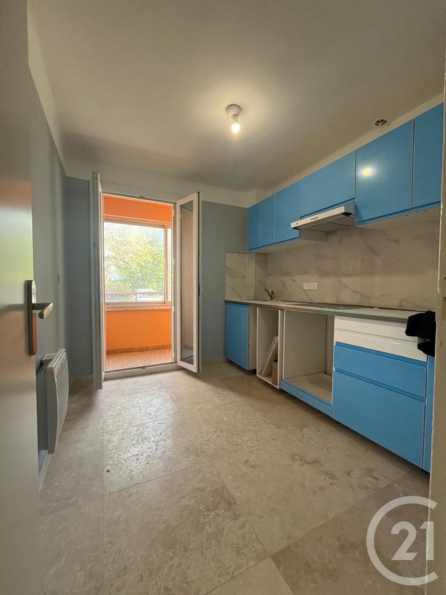 Appartement F3 à vendre - 3 pièces - 68.39 m2 - LA CIOTAT - 13 - PROVENCE-ALPES-COTE-D-AZUR - Century 21 Cabinet Berenger