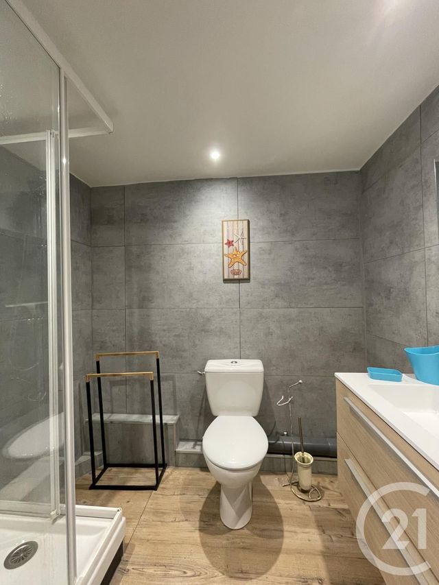 Appartement T1 à louer - 1 pièce - 22.05 m2 - BANDOL - 83 - PROVENCE-ALPES-COTE-D-AZUR - Century 21 Cabinet Berenger