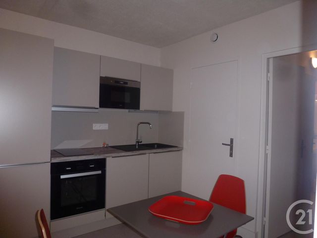 Appartement T1 à louer - 1 pièce - 27.83 m2 - LA CIOTAT - 13 - PROVENCE-ALPES-COTE-D-AZUR - Century 21 Cabinet Berenger