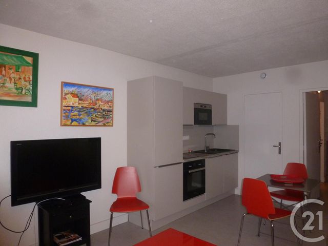 Appartement T1 à louer - 1 pièce - 27.83 m2 - LA CIOTAT - 13 - PROVENCE-ALPES-COTE-D-AZUR - Century 21 Cabinet Berenger