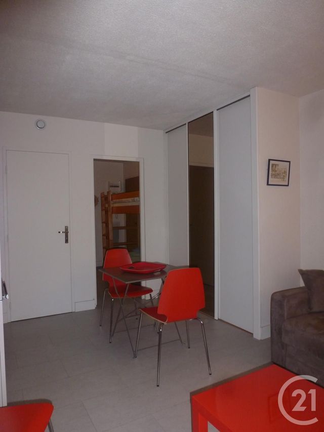 Appartement T1 à louer - 1 pièce - 27.83 m2 - LA CIOTAT - 13 - PROVENCE-ALPES-COTE-D-AZUR - Century 21 Cabinet Berenger