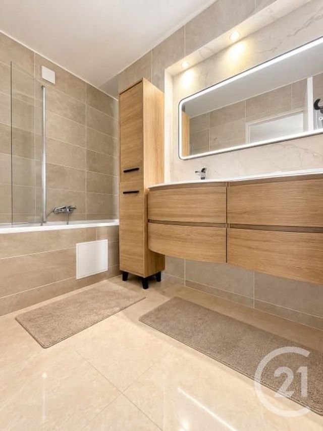 Appartement F4 à vendre - 4 pièces - 89.11 m2 - LA CIOTAT - 13 - PROVENCE-ALPES-COTE-D-AZUR - Century 21 Cabinet Berenger