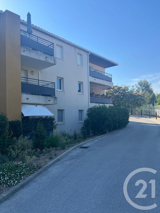 Appartement F3 à louer - 3 pièces - 60.0 m2 - LA CIOTAT - 13 - PROVENCE-ALPES-COTE-D-AZUR - Century 21 Cabinet Berenger