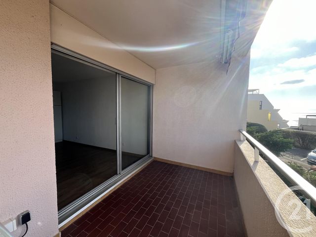 Appartement Studio à louer - 1 pièce - 27.15 m2 - LA CIOTAT - 13 - PROVENCE-ALPES-COTE-D-AZUR - Century 21 Cabinet Berenger