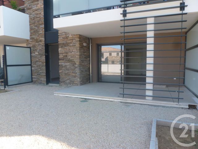 Appartement T2 à louer - 2 pièces - 47.48 m2 - ST CYR SUR MER - 83 - PROVENCE-ALPES-COTE-D-AZUR - Century 21 Cabinet Berenger