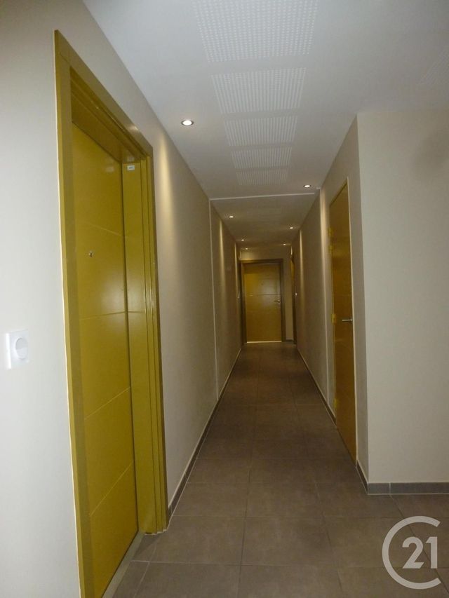 Appartement T2 à louer - 2 pièces - 47.48 m2 - ST CYR SUR MER - 83 - PROVENCE-ALPES-COTE-D-AZUR - Century 21 Cabinet Berenger