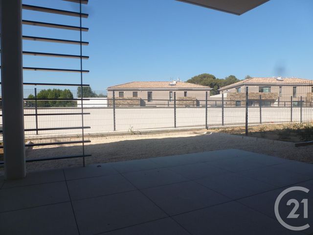 Appartement T2 à louer - 2 pièces - 47.48 m2 - ST CYR SUR MER - 83 - PROVENCE-ALPES-COTE-D-AZUR - Century 21 Cabinet Berenger