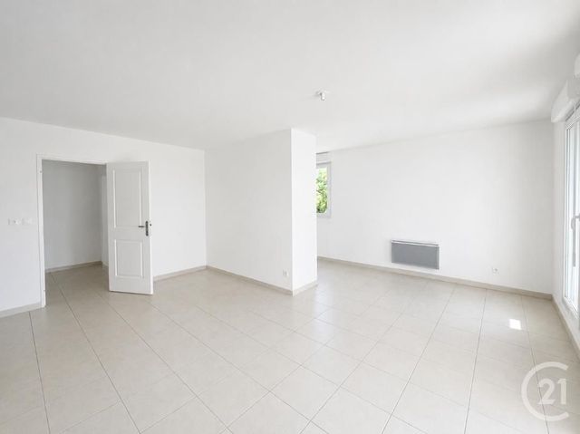 Appartement F4 à louer - 4 pièces - 85.12 m2 - LA CIOTAT - 13 - PROVENCE-ALPES-COTE-D-AZUR - Century 21 Cabinet Berenger