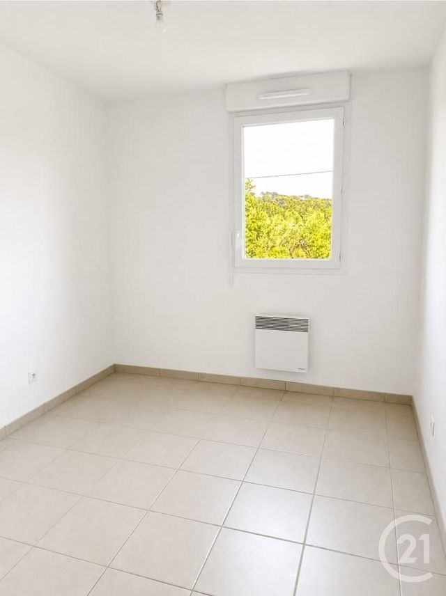 Appartement F4 à louer - 4 pièces - 85.12 m2 - LA CIOTAT - 13 - PROVENCE-ALPES-COTE-D-AZUR - Century 21 Cabinet Berenger