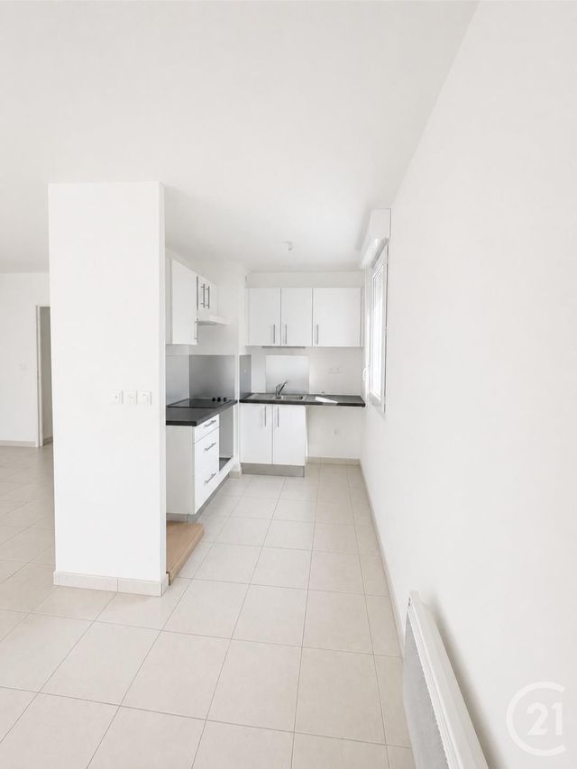 Appartement F4 à louer - 4 pièces - 85.12 m2 - LA CIOTAT - 13 - PROVENCE-ALPES-COTE-D-AZUR - Century 21 Cabinet Berenger