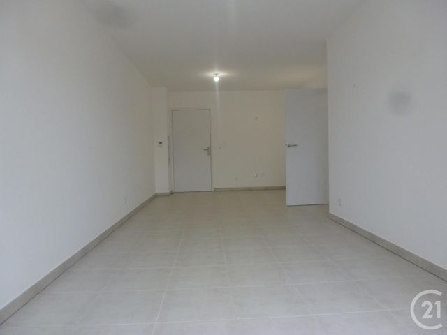 Appartement à louer - 2 pièces - 44.23 m2 - LA CIOTAT - 13 - PROVENCE-ALPES-COTE-D-AZUR - Century 21 Cabinet Berenger