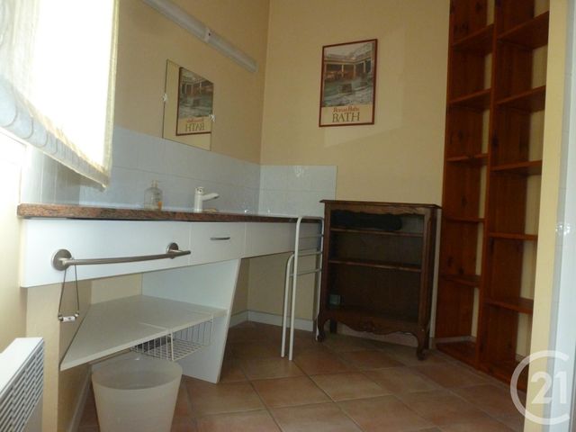 maison à louer - 3 pièces - 135.0 m2 - LA CIOTAT - 13 - PROVENCE-ALPES-COTE-D-AZUR - Century 21 Cabinet Berenger