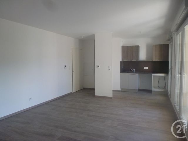 Appartement T3 à louer - 3 pièces - 61.59 m2 - MARSEILLE - 13010 - PROVENCE-ALPES-COTE-D-AZUR - Century 21 Cabinet Berenger