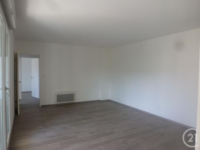 Appartement T3 à louer - 3 pièces - 61.59 m2 - MARSEILLE - 13010 - PROVENCE-ALPES-COTE-D-AZUR - Century 21 Cabinet Berenger