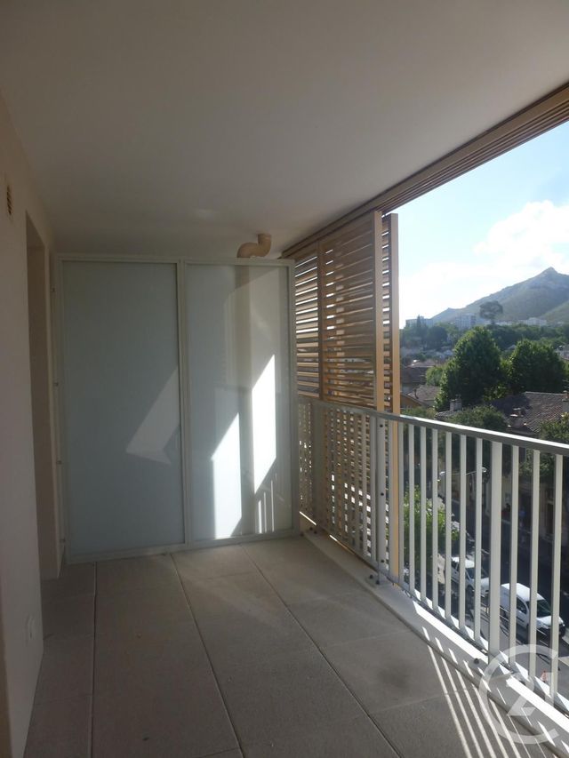 Appartement T3 à louer - 3 pièces - 61.59 m2 - MARSEILLE - 13010 - PROVENCE-ALPES-COTE-D-AZUR - Century 21 Cabinet Berenger