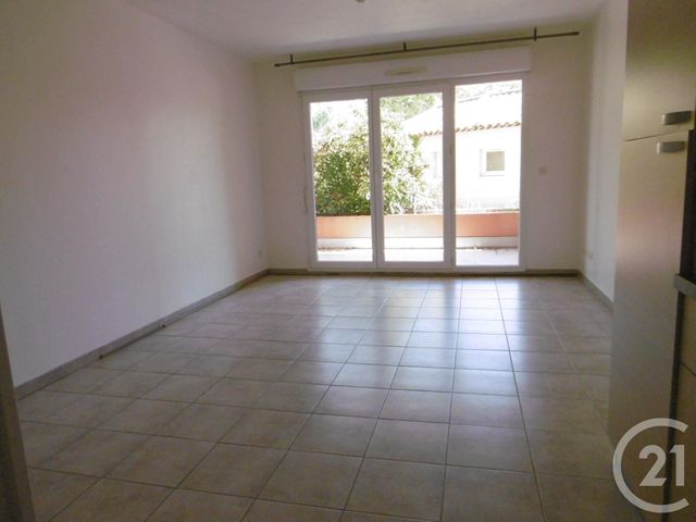 Appartement F2 à louer - 2 pièces - 39.17 m2 - ST CYR SUR MER - 83 - PROVENCE-ALPES-COTE-D-AZUR - Century 21 Cabinet Berenger