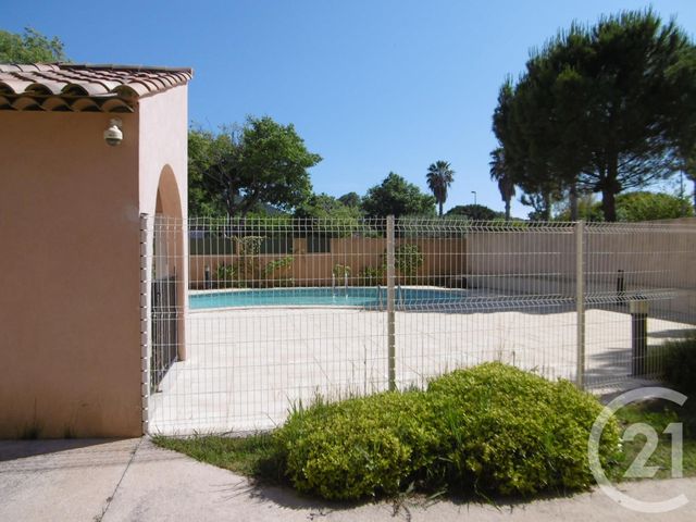 Appartement F2 à louer - 2 pièces - 39.17 m2 - ST CYR SUR MER - 83 - PROVENCE-ALPES-COTE-D-AZUR - Century 21 Cabinet Berenger