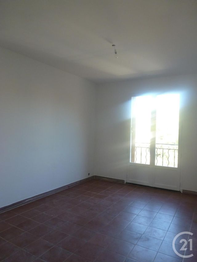 Appartement F3 à louer - 3 pièces - 65.5 m2 - LA CIOTAT - 13 - PROVENCE-ALPES-COTE-D-AZUR - Century 21 Cabinet Berenger