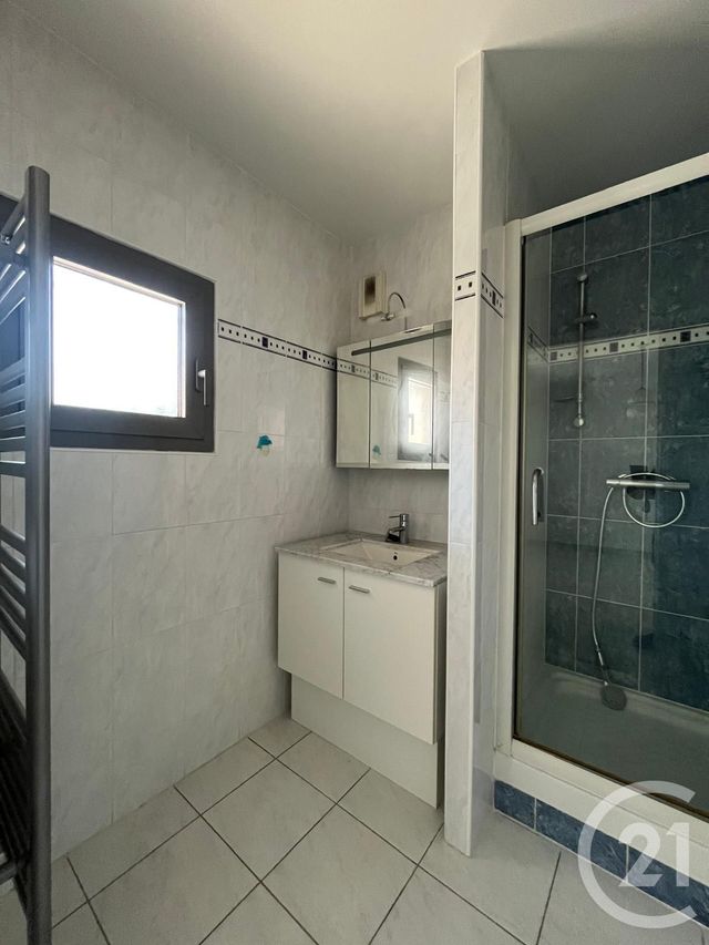 Appartement T2 à vendre - 2 pièces - 45.19 m2 - LA CIOTAT - 13 - PROVENCE-ALPES-COTE-D-AZUR - Century 21 Cabinet Berenger