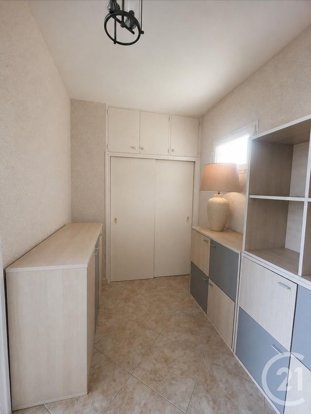 Appartement T2 à vendre - 2 pièces - 51.9 m2 - LA CIOTAT - 13 - PROVENCE-ALPES-COTE-D-AZUR - Century 21 Cabinet Berenger
