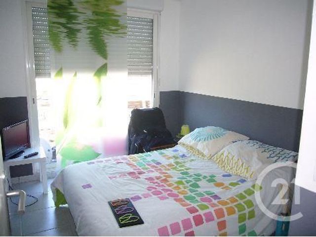 Appartement F3 à louer - 3 pièces - 48.0 m2 - LA CIOTAT - 13 - PROVENCE-ALPES-COTE-D-AZUR - Century 21 Cabinet Berenger