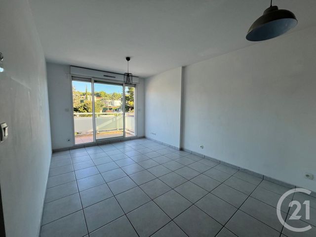 Appartement F3 à vendre - 3 pièces - 48.0 m2 - LA CIOTAT - 13 - PROVENCE-ALPES-COTE-D-AZUR - Century 21 Cabinet Berenger