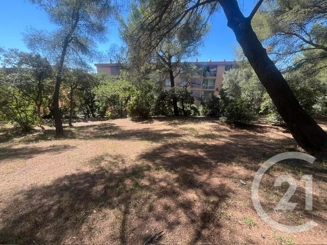 Appartement F2 à louer - 2 pièces - 48.0 m2 - SIX FOURS LES PLAGES - 83 - PROVENCE-ALPES-COTE-D-AZUR - Century 21 Cabinet Berenger