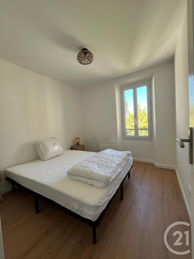 Appartement T2 à louer - 2 pièces - 37.85 m2 - ST CYR SUR MER - 83 - PROVENCE-ALPES-COTE-D-AZUR - Century 21 Cabinet Berenger