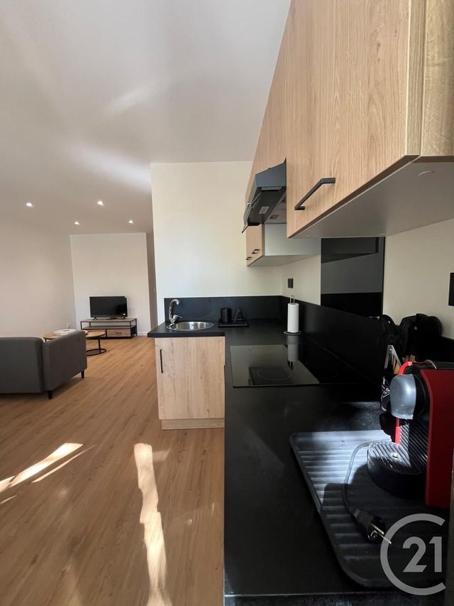 Appartement T2 à louer - 2 pièces - 37.85 m2 - ST CYR SUR MER - 83 - PROVENCE-ALPES-COTE-D-AZUR - Century 21 Cabinet Berenger