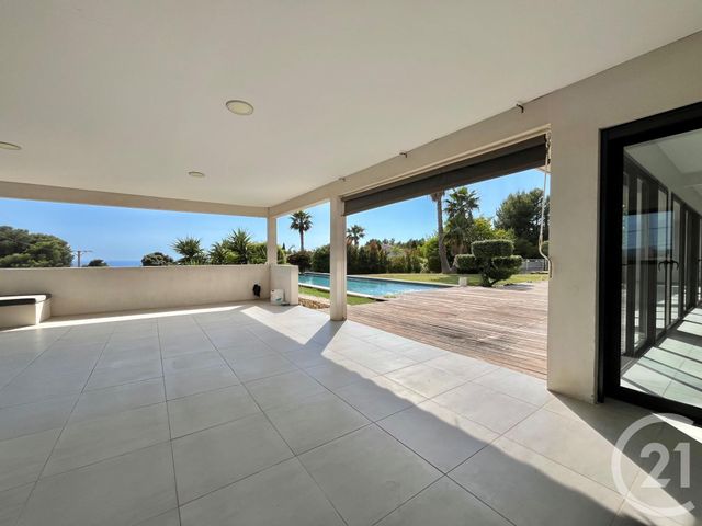 maison à vendre - 6 pièces - 240.0 m2 - LA CADIERE D AZUR - 83 - PROVENCE-ALPES-COTE-D-AZUR - Century 21 Cabinet Berenger