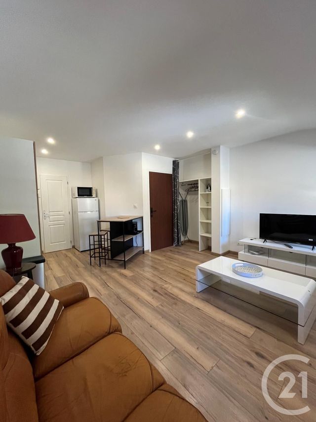 Appartement F1 à louer ST CYR SUR MER